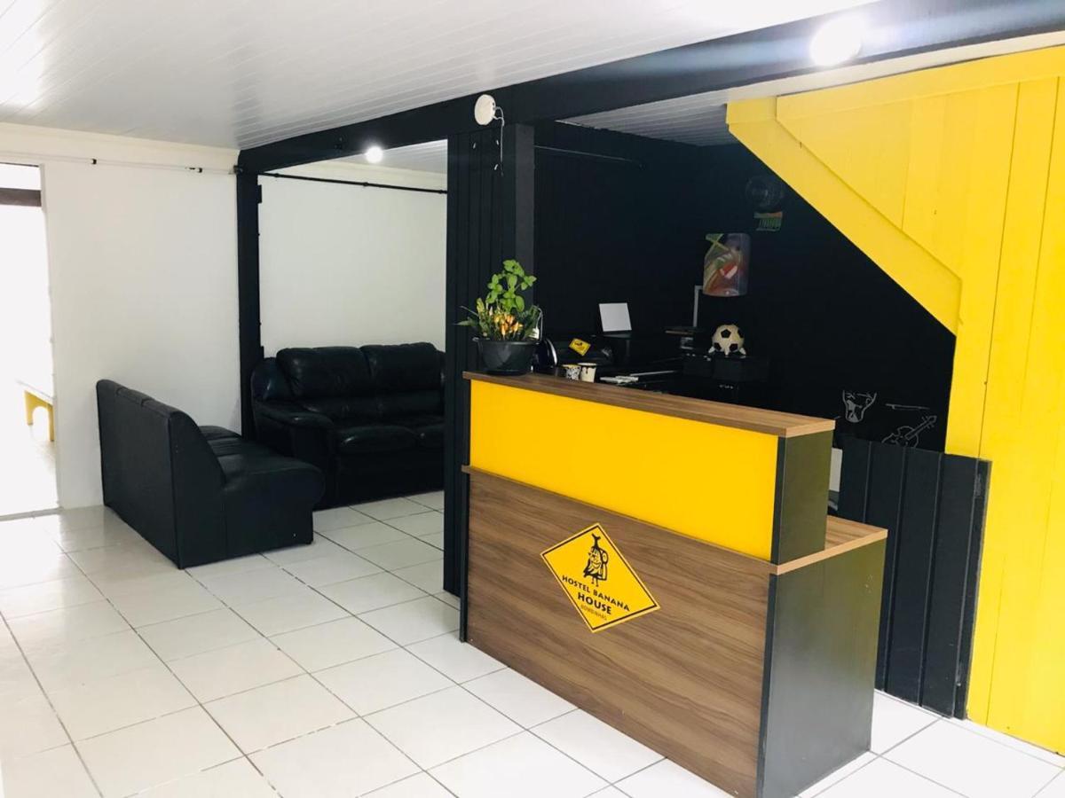 Hostel Banana House 邦比尼亚斯 外观 照片