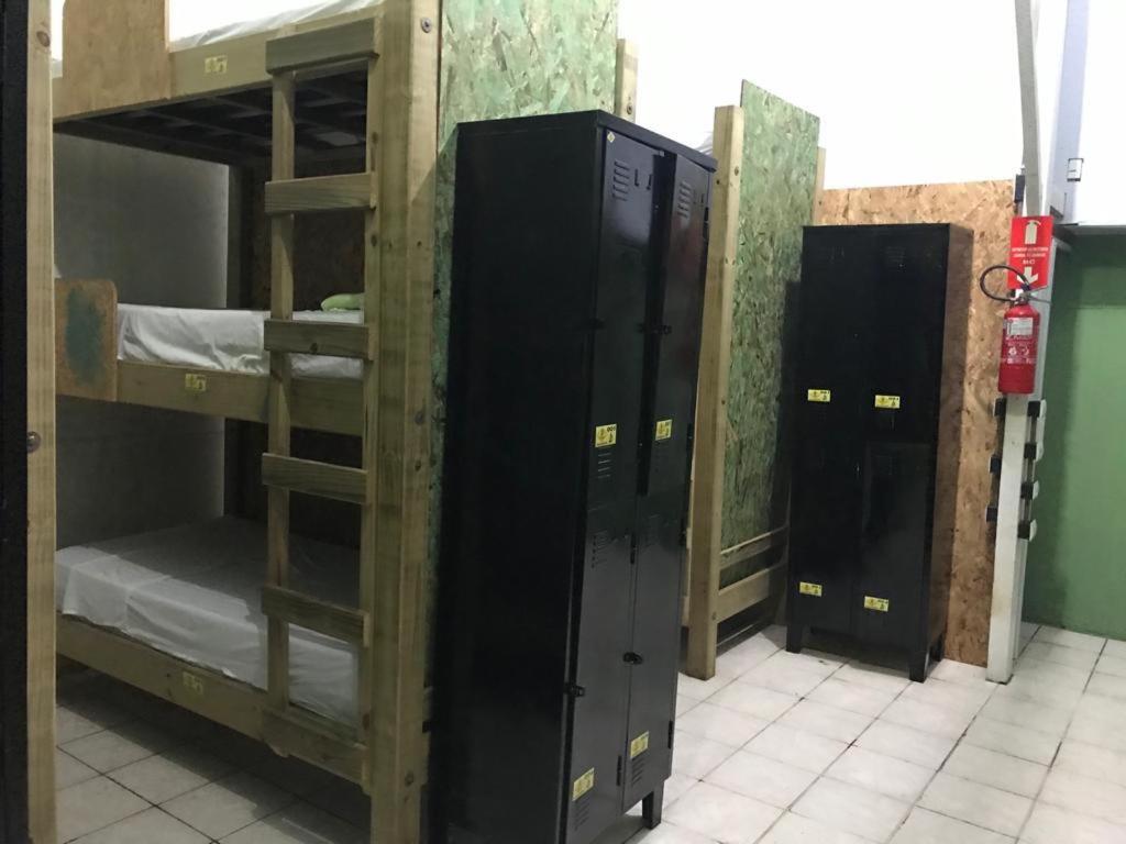 Hostel Banana House 邦比尼亚斯 外观 照片