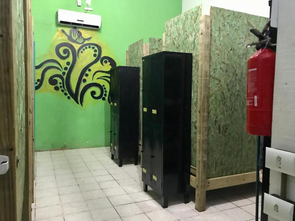 Hostel Banana House 邦比尼亚斯 外观 照片